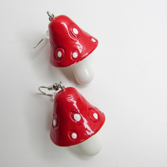 Jewelry - 1” Red Mushroom Top Avente Guarde Whimsical Earring Pair